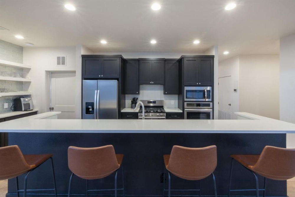THE OASIS AT CANYON LAKE home Image 14
