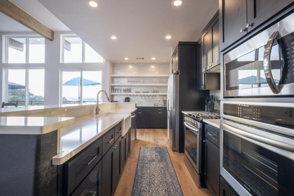 THE OASIS AT CANYON LAKE home Image 17