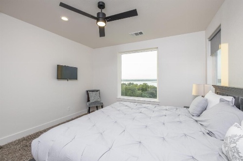 THE OASIS AT CANYON LAKE home image 27